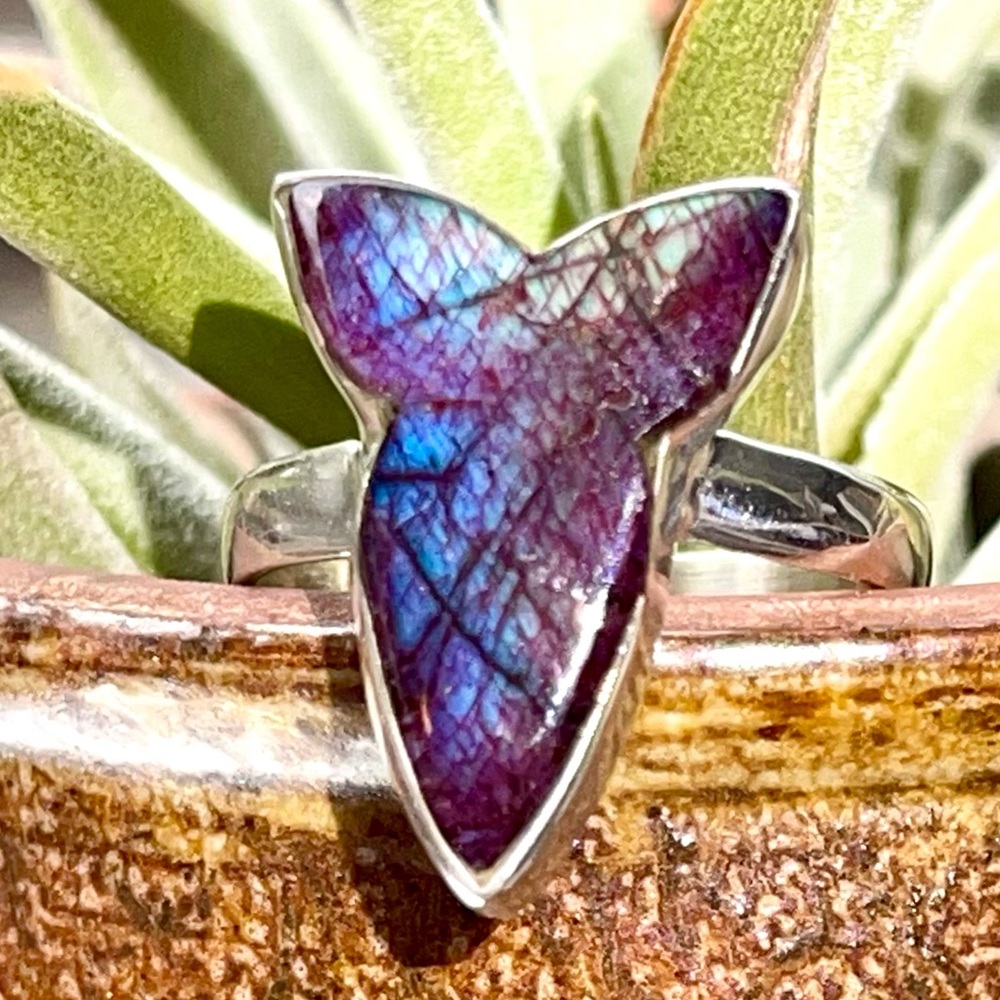 Arrowhead Red Flash Labradorite Gemstone Ring | S… - image 5